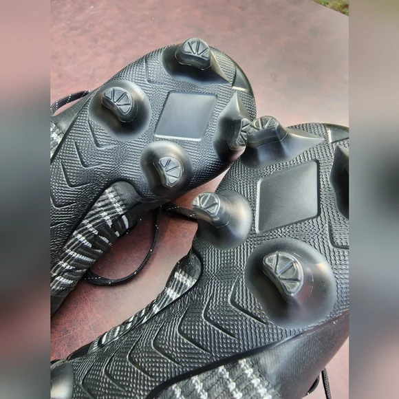 Black Puma future z ultra 1.1 Cleats